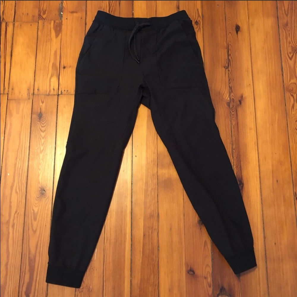 Lululemon Men’s ABC Jogger